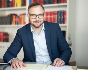 MMag. Dr. Georg Janovsky